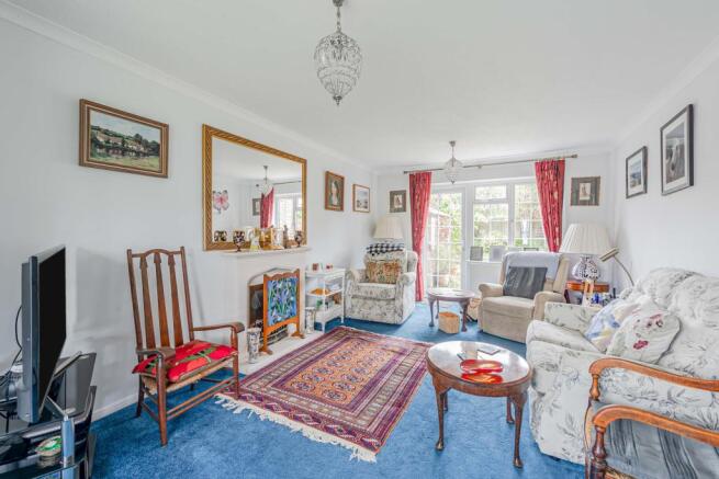 Lounge/dining room