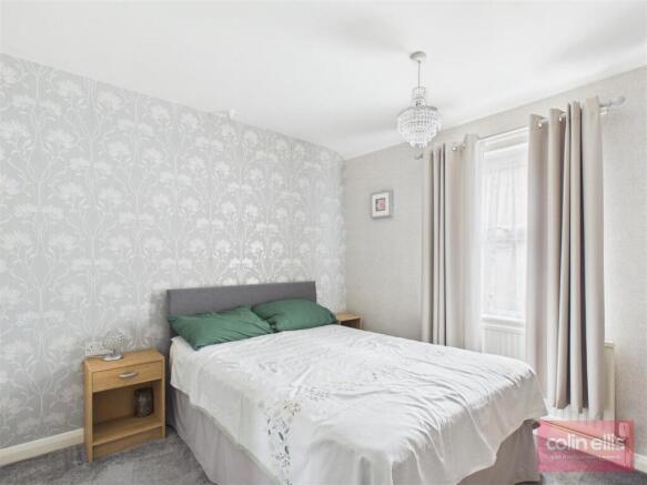 3 bed Semi-Detached for sale Image 11