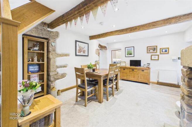 3 bed Semi-Detached for sale Image 8