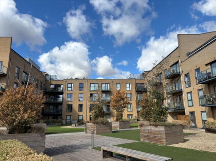 The Embankment, Nash Mills Wharf, Hemel Hempstead, HP3 9GH