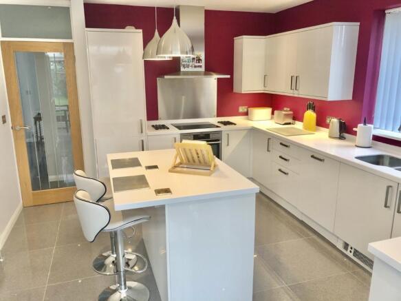 Kitchen/Breakfast Ro