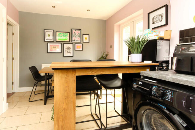 Kitchen/Dining Ro...