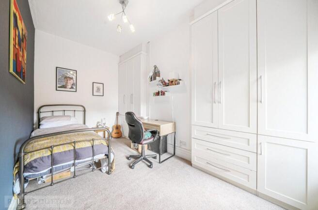 2 bed Terraced for sale Image 11