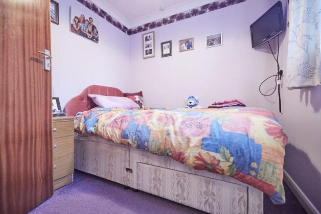 Downstairs Bed...