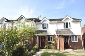 14, Ferndown Gardens, Farnborough GU14 9PE