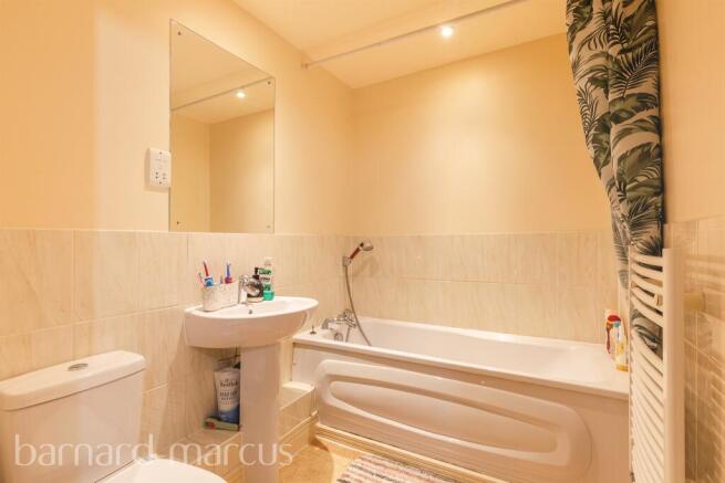 Photo 12