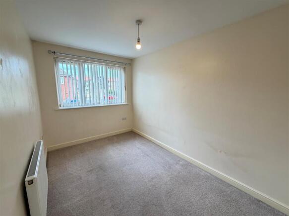 3 bed End of Terrace to rent Image 9