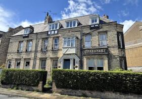 Flat 3, 19, East Park Road, Harrogate HG1 5QS