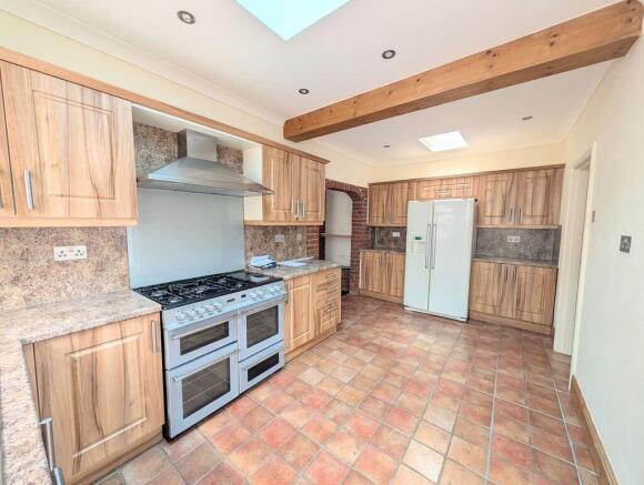 Kitchen breakfast room view