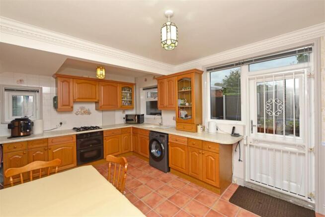 Fitted Dining Kitchen: