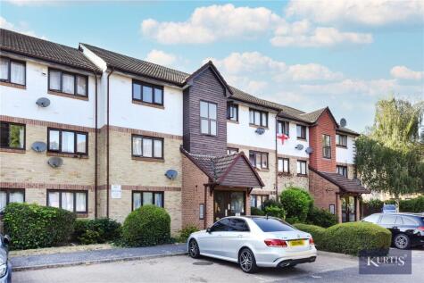 Waterside Close, Barking, London, IG11