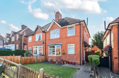 Walton Gardens, Grantham, Lincolnshire, NG31