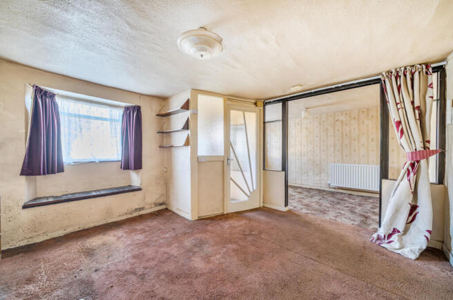 Sitting/Dining Room