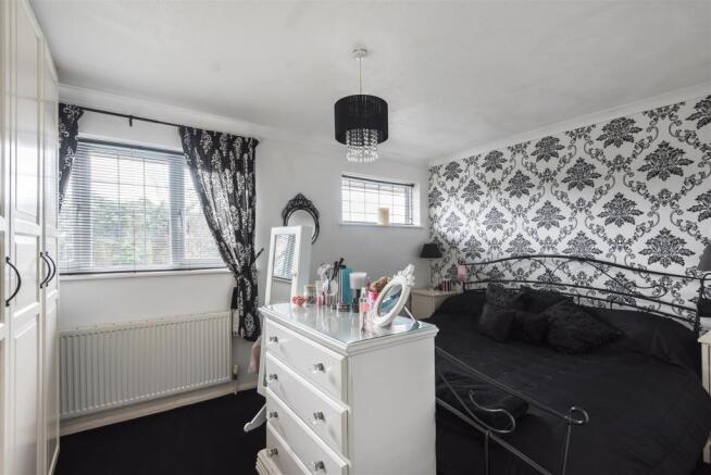 Master Bedroom.JPG