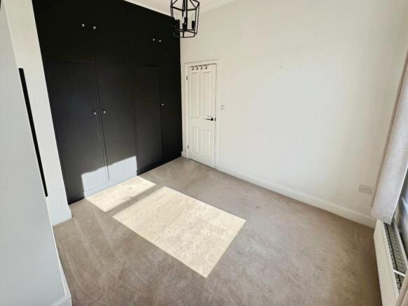 2 bed Semi-Detached to rent Image 7