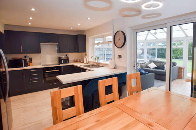Dining Kitchen 4