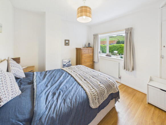 3 bed Semi-Detached for sale Image 10