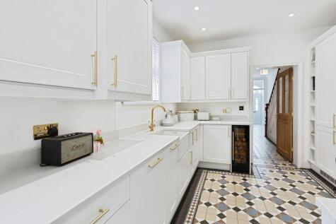 Grange Avenue, Scarborough, YO12