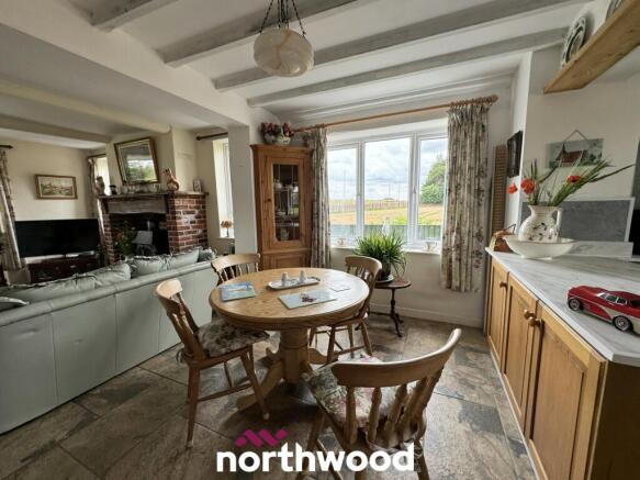 3 bed Detached for sale Image 6