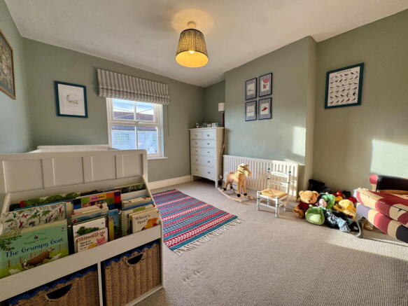 4 bed Detached for sale Image 12