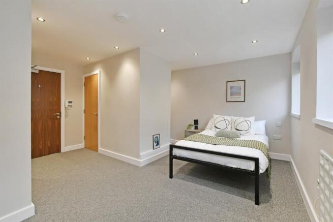 1 bed Apartment to rent Image 4