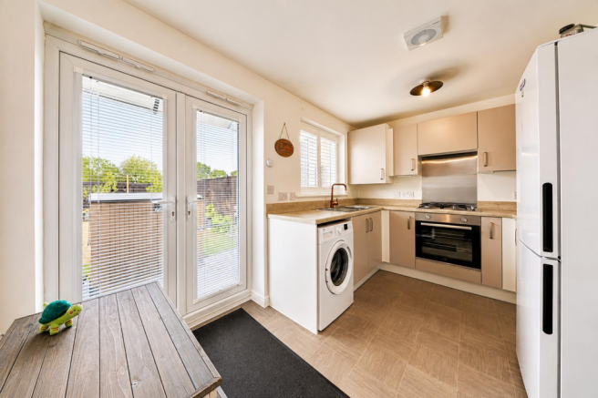 2 bed Semi-Detached for sale Image 7