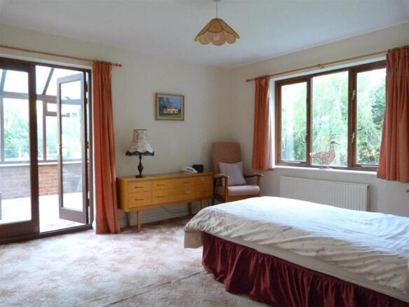 Bedroom 4/Family Roo