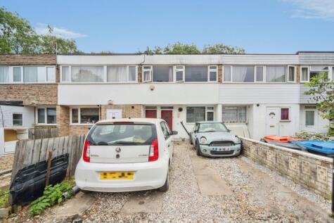 Ennerdale Close, Bletchley, Milton Keynes, Buckinghamshire, MK2