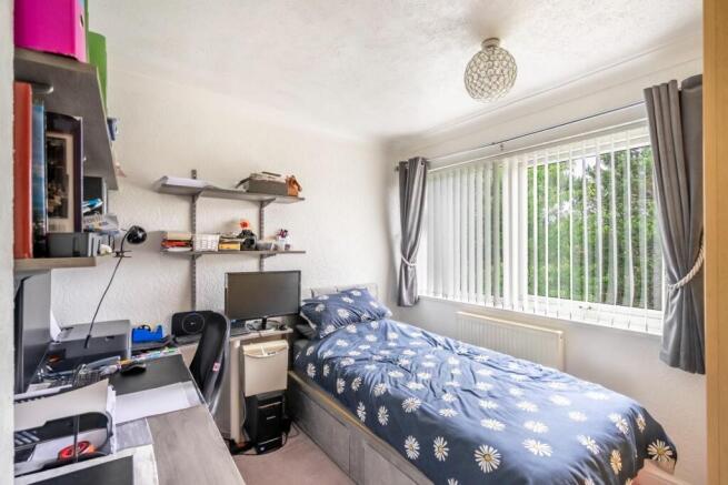 3 bed Town House for sale Image 9