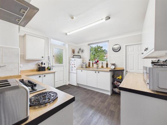 1 bed Flat for sale Image 5