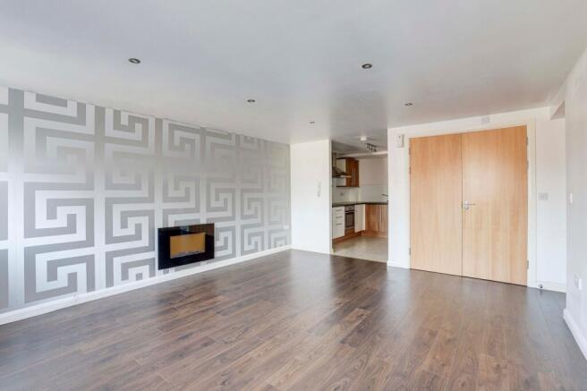 Haydn Road, Royal Court, NG5 photo 4