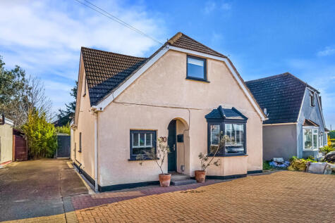 Wrens Avenue, Ashford