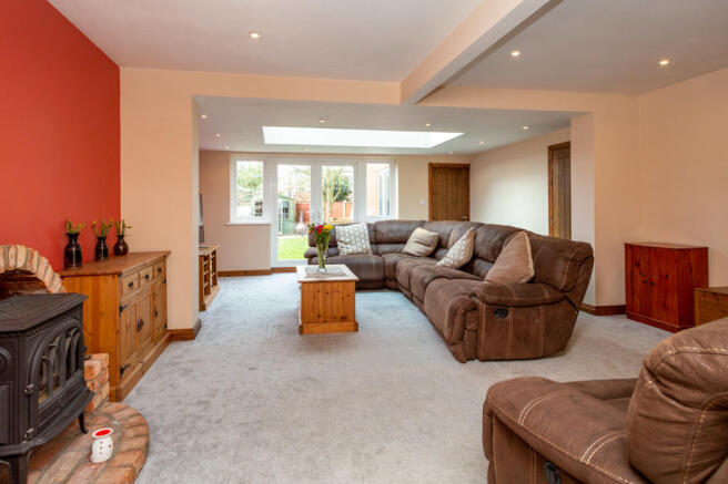 Lounge 1
