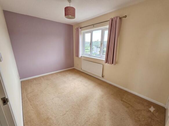 3 bed End of Terrace to rent Image 12