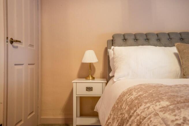 1 bed Apartment to rent Image 7