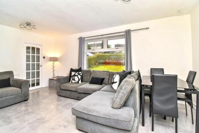 Lounge/Dining Angle 2