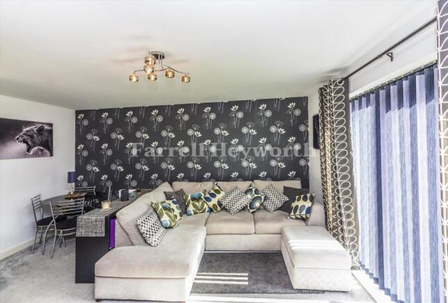 Lounge image 2