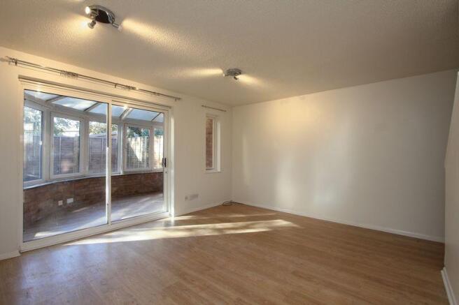 Living Room / ...