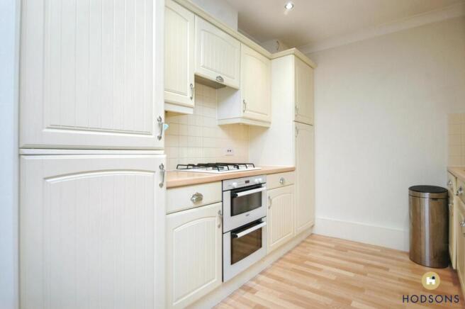 2 bed Apartment for sale Image 6