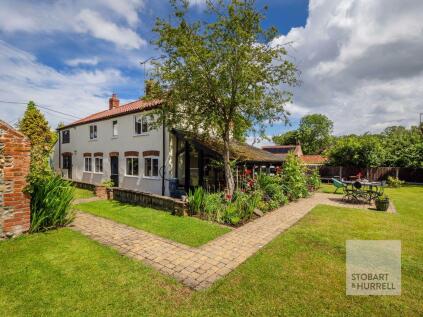 Knoll Cottage, The Street, Knapton, Norfolk