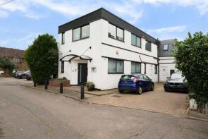 Flat 2, 8 Kingsbridge House, Kingsbridge Road, Walton-on-thames KT12 2BH