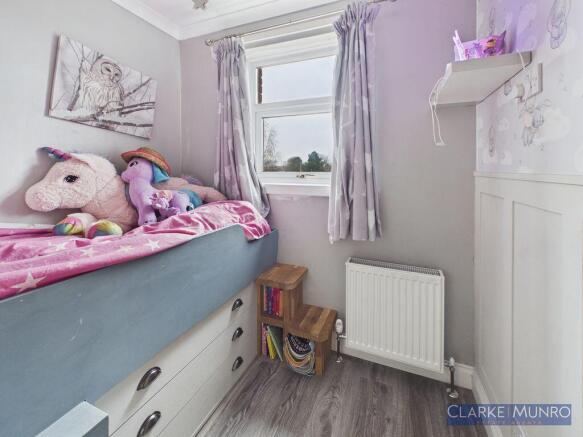 3 bed Semi-Detached for sale Image 10