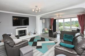 31, Highfield Road, Blackwood NP12 2EB