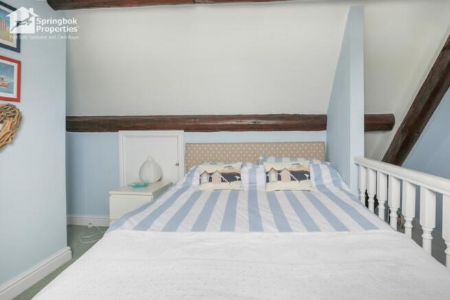 2 bed Terraced for sale Image 9