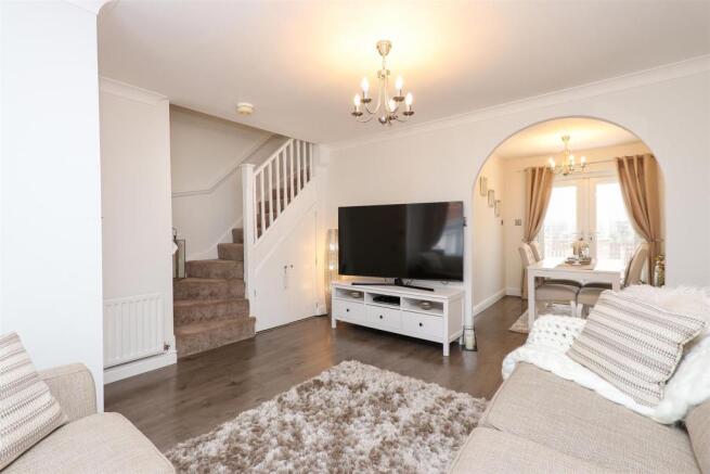 Living Room 4.jpg