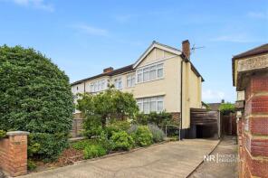 33, Bridge Road, Chessington KT9 2RX