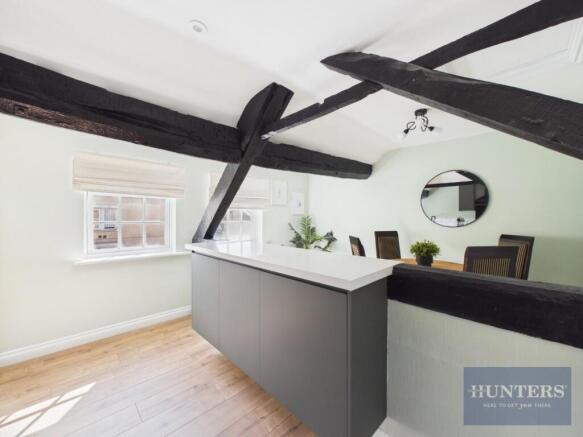 Kitchen / Dining Area