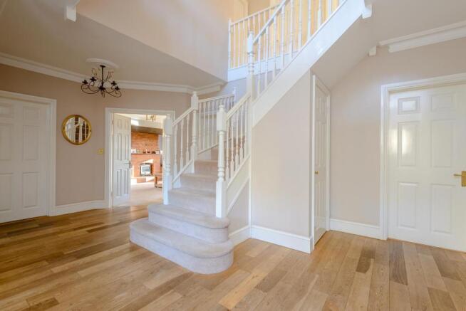 8325432-interior06-800.jpg
