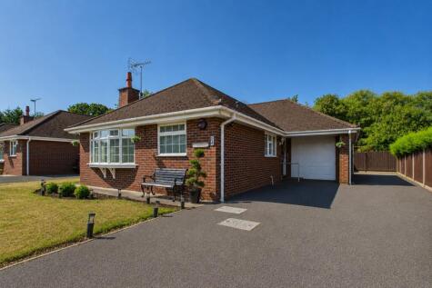 Ravenscroft, Holmes Chapel, Crewe, Cheshire, CW4