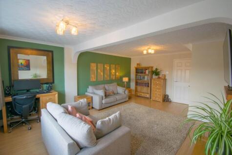 Fairham Road, Burton-on-Trent, DE13